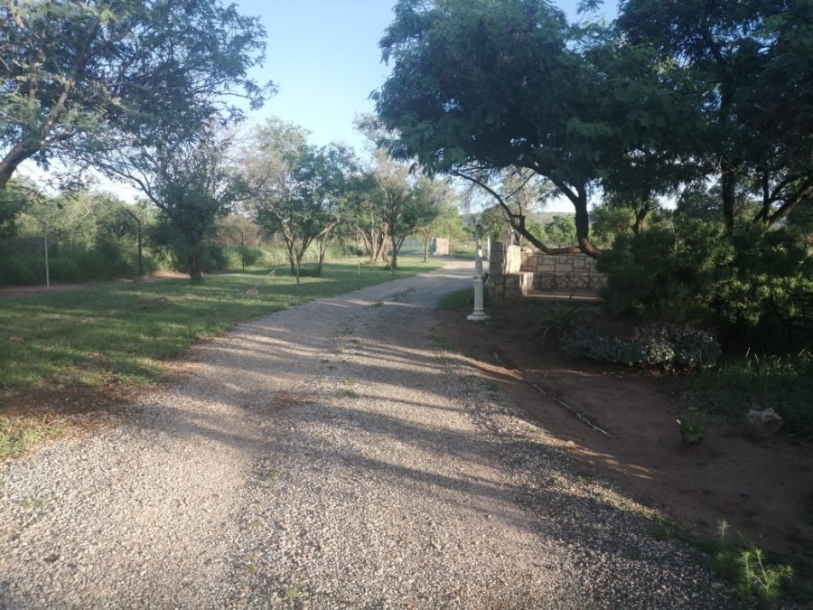 5 Bedroom Property for Sale in Mooinooi North West